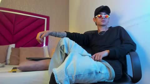 Dominic foox online show from 03.04.26