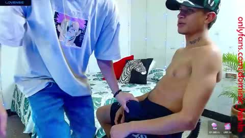 Snapshot of dominic_hanks chatting on 02.01.25 DOMINIC AND ANDREW online show from 02.01.25