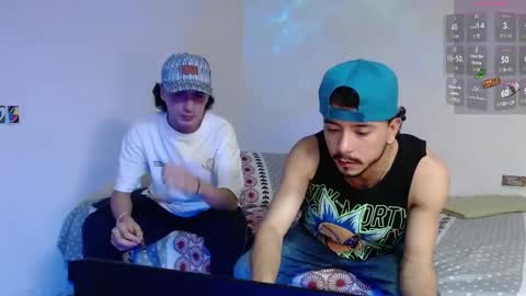 Snapshot of dominic_hanks chatting on 09.17.25 DOMINIC AND ANDREW online show from 09.17.25