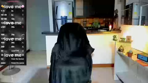 SANTI  independent model online show from 09.16.25