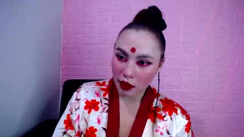   online show from 11.12.25