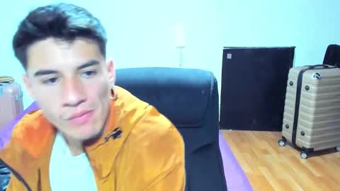 Snapshot of dominic_radccliffe chatting on 10.11.25 Your real love online show from 10.11.25