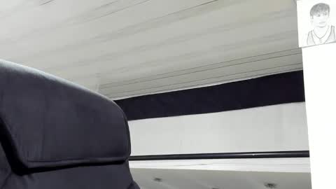 Snapshot of dominic_radccliffe chatting on 10.29.25 Your real love online show from 10.29.25