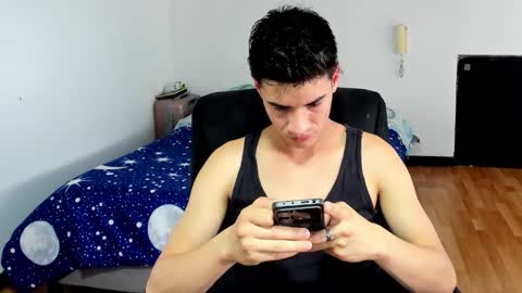 Snapshot of dominic_radccliffe chatting on 11.17.25 Your real love online show from 11.17.25