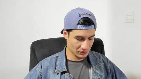 Snapshot of dominic_radccliffe chatting on 04.15.26 Your real love online show from 04.15.26