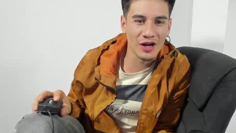 Snapshot of dominic_radccliffe chatting on 05.13.26 Your real love online show from 05.13.26