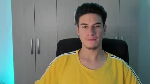 Snapshot of dominic_radccliffe chatting on 05.24.26 Your real love online show from 05.24.26