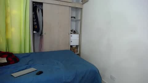 dominic_sofia online show from 04.28.26