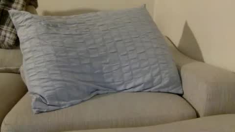 Snapshot of dominican89 chatting on 11.21.25 DominiCambo8990 online show from 11.21.25