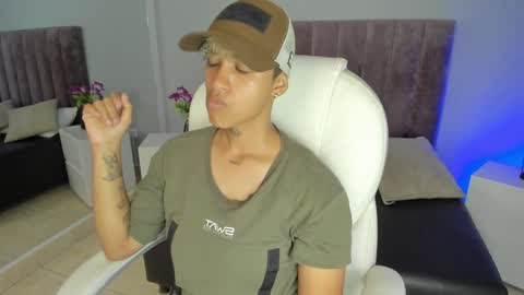 Snapshot of dominick_joness chatting on 01.28.25 Dominick online show from 01.28.25