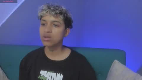 Snapshot of dominick_joness chatting on 03.01.25 Dominick online show from 03.01.25