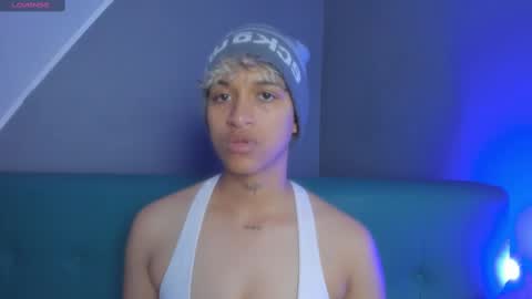 Snapshot of dominick_joness chatting on 03.08.25 Dominick online show from 03.08.25