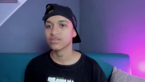 Snapshot of dominick_joness chatting on 03.11.25 Dominick online show from 03.11.25