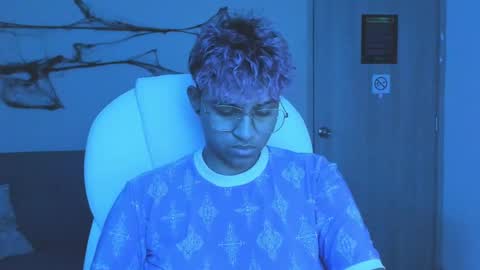 Snapshot of dominick_joness chatting on 10.09.25 Dominick online show from 10.09.25