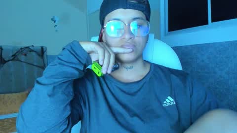 Snapshot of dominick_joness chatting on 10.15.25 Dominick online show from 10.15.25