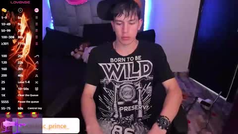 Snapshot of dominicprince chatting on 12.21.25 DOMINIC PRINCE online show from 12.21.25