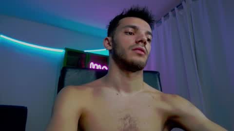 dominicvalente online show from 11.20.25