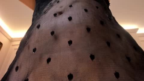 Snapshot of dominiquevega_ chatting on 12.10.24 Dominique online show from 12.10.24