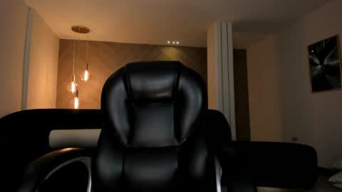 Snapshot of dominiquevega_ chatting on 12.15.24 Dominique online show from 12.15.24