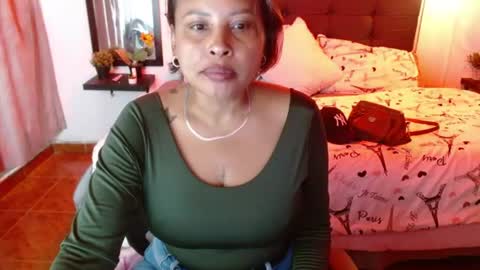 Snapshot of domink_gilr chatting on 07.06.26 D O M I N K online show from 07.06.26