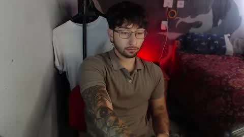 Snapshot of dominus_kane chatting on 11.22.25 dominus_kane online show from 11.22.25