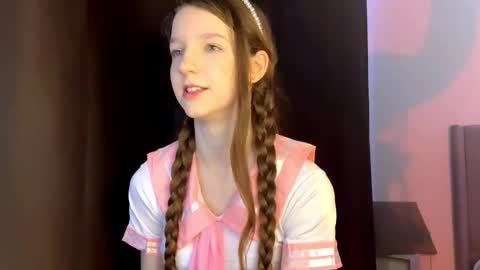 Kira online show from 03.10.26