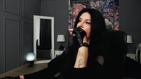 Dom Melisa online show from 01.27.25