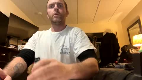live online show from 01.28.25