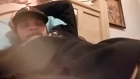 Snapshot of donglish718856 chatting on 12.15.25 donglish718856 online show from 12.15.25