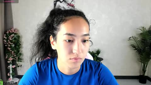 Aura online show from 09.22.25