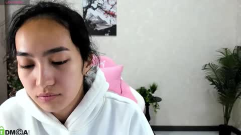 Aura online show from 10.06.25