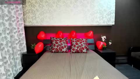 Donna On GMT2 Mon-Fri 3-9 AM online show from 02.16.25