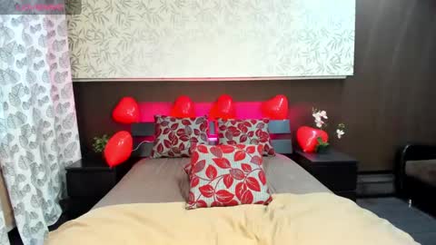 Donna On GMT2 Mon-Fri 3-9 AM online show from 02.17.25