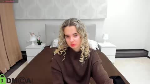 Snapshot of donnaaa_evans chatting on 01.11.26 Donna On GMT2 Mon-Fri 3-9 AM online show from 01.11.26