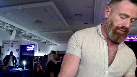 Snapshot of donnybasilisk chatting on 02.01.25 Donny online show from 02.01.25