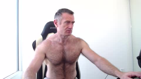 Snapshot of donnybasilisk chatting on 10.02.25 Donny online show from 10.02.25