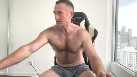 Snapshot of donnybasilisk chatting on 10.22.25 Donny online show from 10.22.25