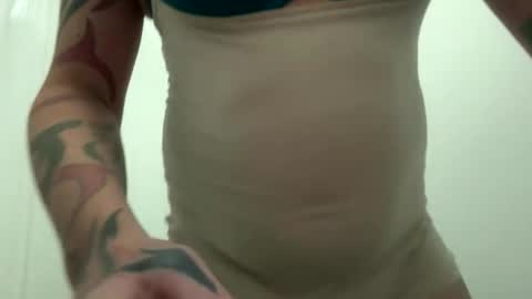 Snapshot of donnylove69 chatting on 11.19.25 Panties and stockings tranny online show from 11.19.25