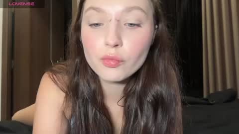 Snapshot of dontoch chatting on 06.15.26 Stacy online show from 06.15.26