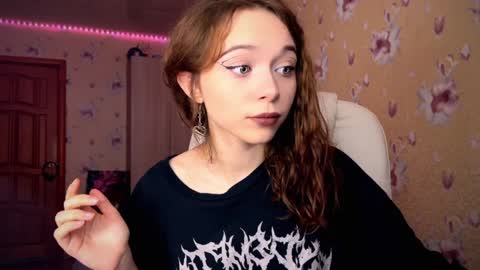 Snapshot of dontoke_ chatting on 01.19.25 Nicole online show from 01.19.25