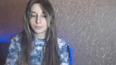 Snapshot of dora_blue_eyed chatting on 02.12.25 Dora online show from 02.12.25