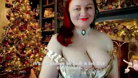 Snapshot of doraross chatting on 12.31.24 Dora online show from 12.31.24