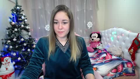 Snapshot of dorasuun chatting on 01.14.25 dorasuun online show from 01.14.25