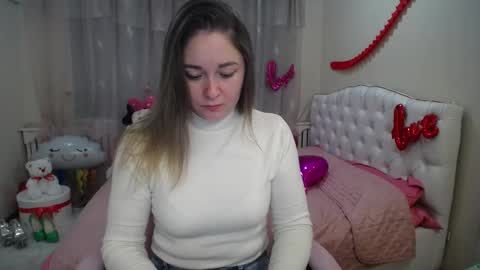 Snapshot of dorasuun chatting on 03.11.25 dorasuun online show from 03.11.25