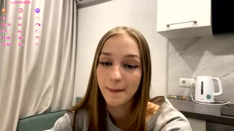 Snapshot of doreathagustave chatting on 06.14.26 Anika online show from 06.14.26