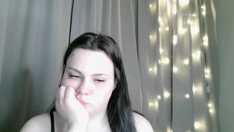 Snapshot of dori_cutie chatting on 04.02.26 dori_cutie online show from 04.02.26