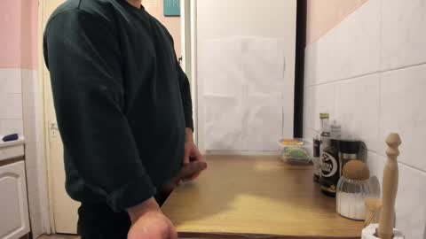 Snapshot of doriancretu95 chatting on 12.20.24 menu below online show from 12.20.24