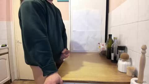 Snapshot of doriancretu95 chatting on 02.12.25 menu below online show from 02.12.25