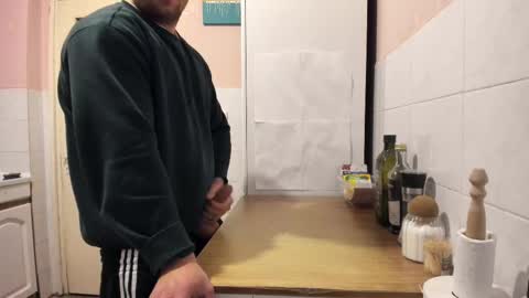 Snapshot of doriancretu95 chatting on 02.12.25 menu below online show from 02.12.25