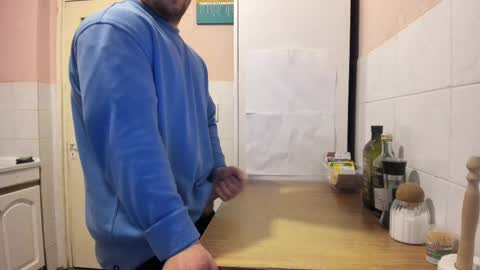 Snapshot of doriancretu95 chatting on 02.14.25 menu below online show from 02.14.25